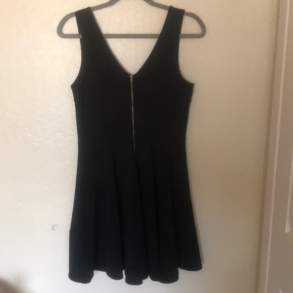 Black skater dress - Picture 3 of 4